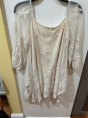 Paisley Vine Ivory Lace Overlay Top